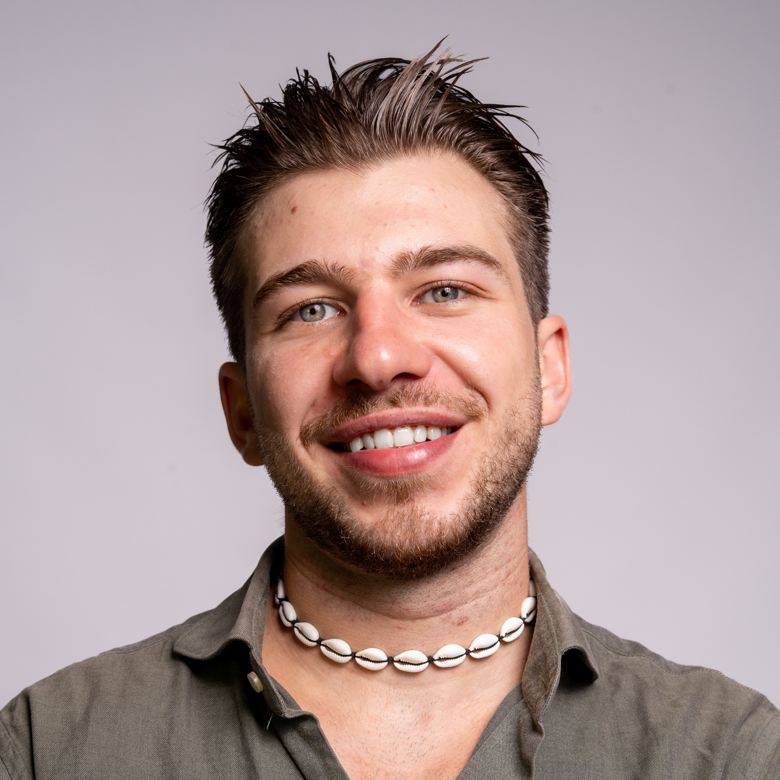 Emil Kolompar, mede-eigenaar van InstaGrow en specialist in Instagram groei